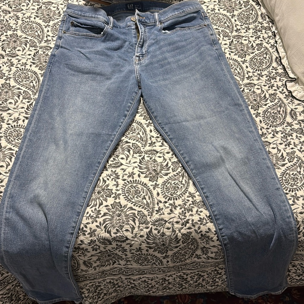 Men’s GAP slim soft wear jeans 36x34